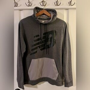 New Balance / Lightweight Hooded Sweatshirt / Size: Medium / Color: Gray